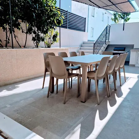 House Gazo 度假居