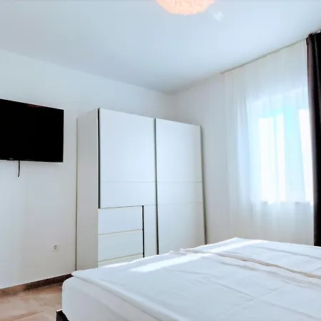 House Gazo * 特罗吉尔