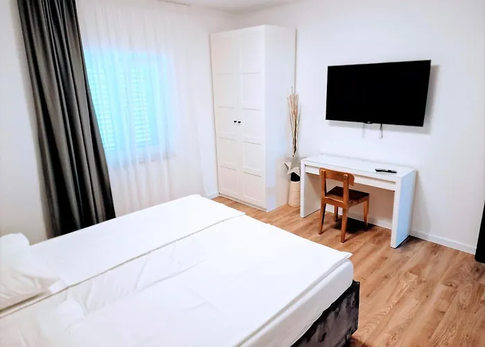度假居 House Gazo 特罗吉尔